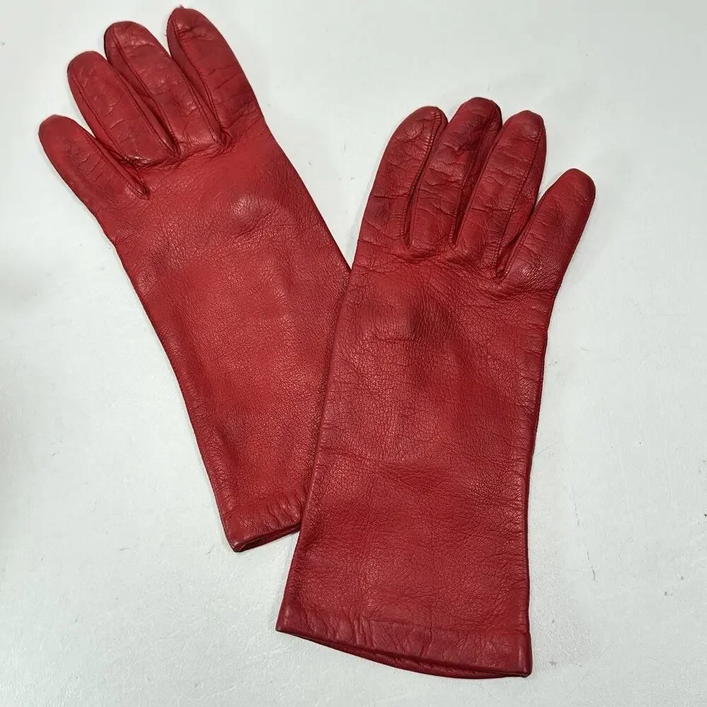 Liz Claiborne Leather Gloves Women 6.5 Lined Logo Red Past Wrist